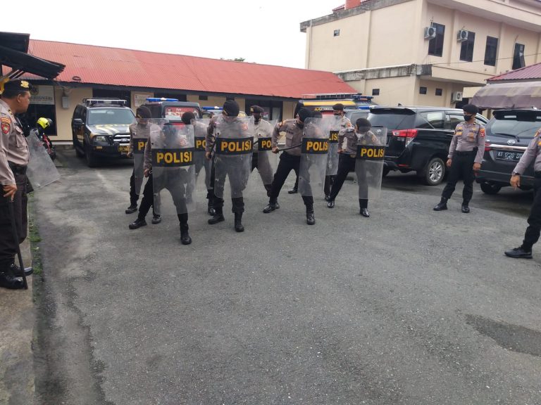 TINGKATKAN KEMAMPUAN, SAT SAMAPTA POLRES BONTANG RUTIN LAKSANAKAN LATIHAN DALMAS