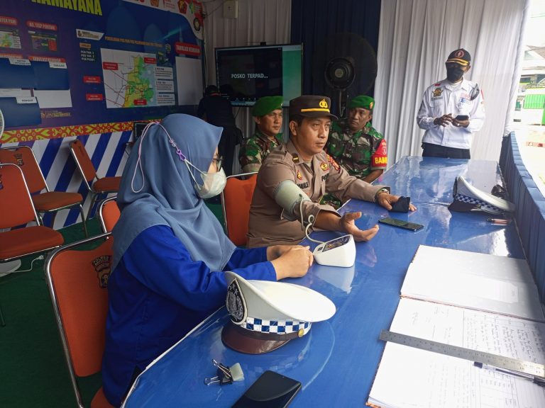 Personil Gabungan TNI Polri dan Instansi Terkait Mulai Disiagakan di lima Pos pengamanan dan pelayanan Operasi Ketupat 2023