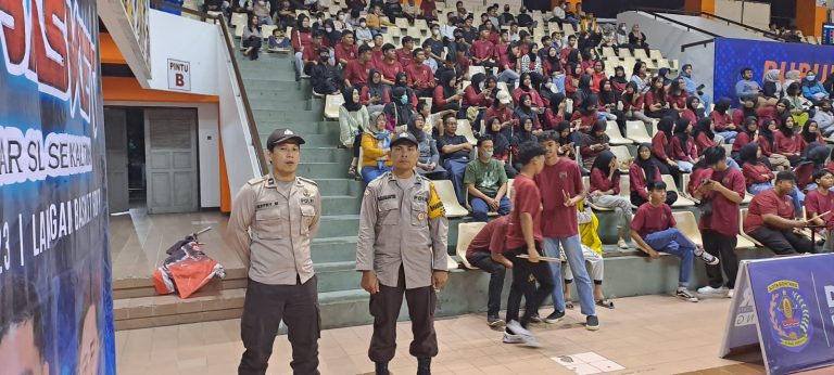 Polres Bontang Amankan Pembukaan Turnamen Basket Antara Pelajar Se Kaltim