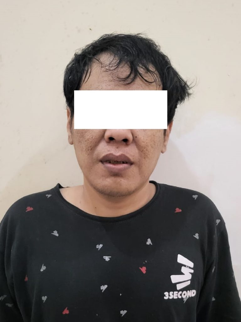HP Kakak Sendiri Dijual Warga Berbas Berurusan Dengan Polisi