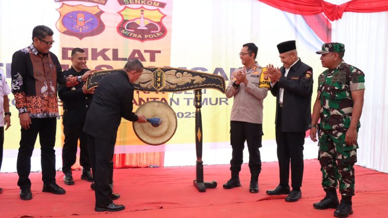 Tingkatkan kapasitas yang lebih ptofesional dan akuntabel, Delapan Puluh Peserta Ikuti Diklat Senkom Mitra Polri Prov Kaltim tahun 2023
