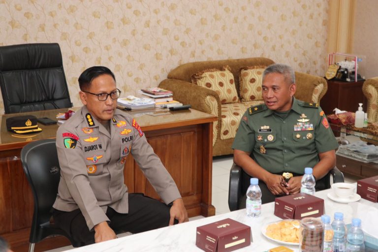Evaluasi Stunting di Balikpapan, Kabid Dokkes Polda Kaltim Terima Kunjungan Tim Penelitian Sahli Panglima TNI