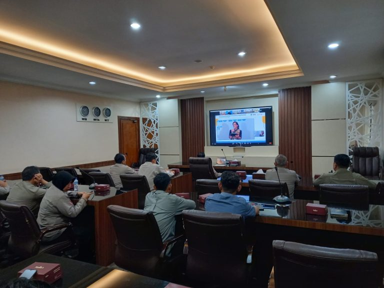Forum Sosialisasi SPI 2023: KPK Gelar Zoommeeting dengan Polda Kaltim untuk Meningkatkan Penilaian Integritas Kepolisian