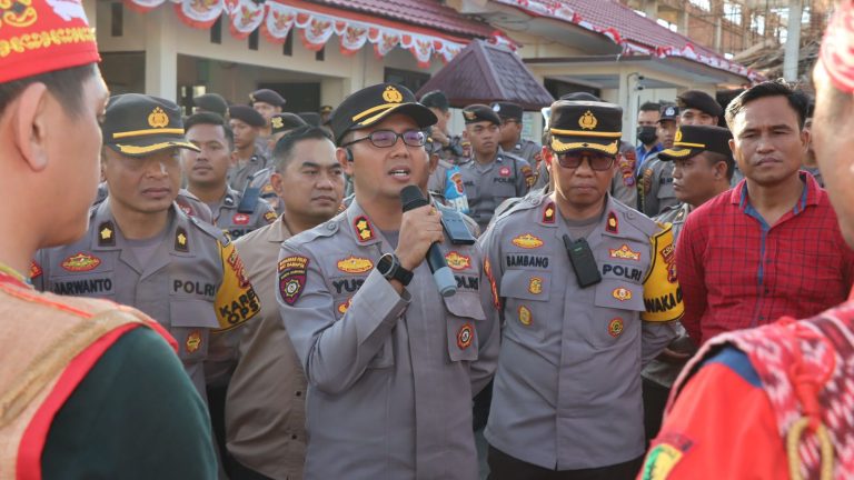 Aksi Damai Aliansi Borneo Bersatu Kota Bontang Serukan Roky Gerung Ditangkap