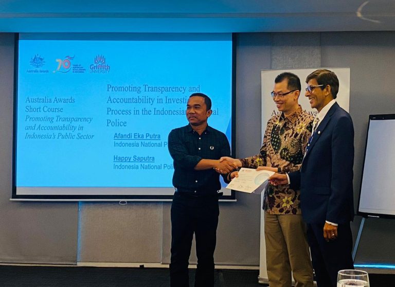 Anggota Polri Raih Australia Awards Short Course