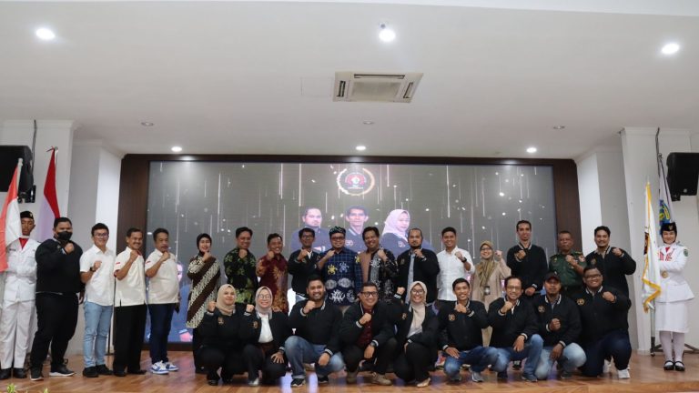 Kasi Humas Polres Bontang Hadiri Pelantikan dan Pengukuhan Pengurus Persatuan Wartawan Indonesia ( PWI) Kota Bontang