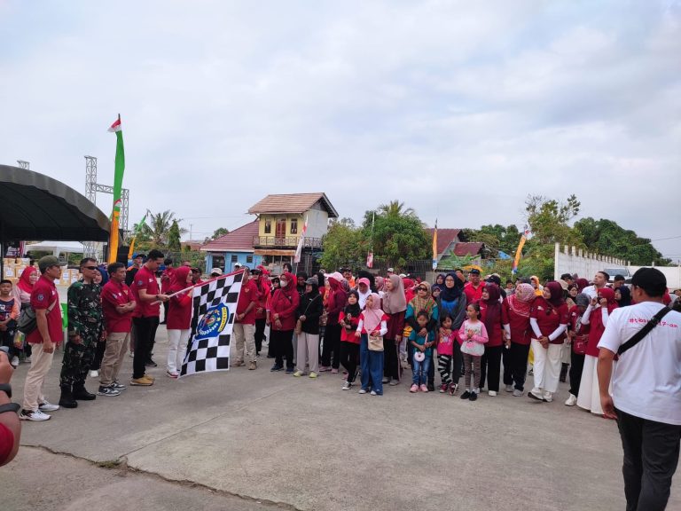 Jalan Sehat Semarak Hari Kemerdekaan Republik Indonesia Ke 78 Mendapatkan Pengawalan dan Pengamanan Kepolisian