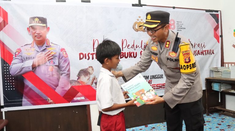 Peduli Warga: Polres Bontang Gelar Bakti Sosial dan Bakti Kesehatan