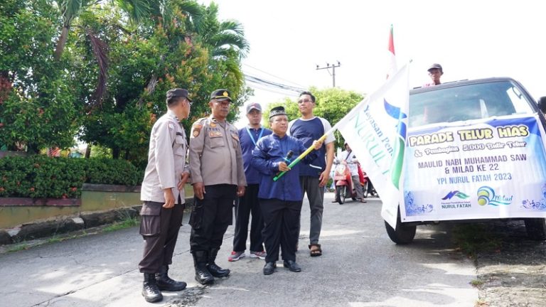 Polisi Kawal Parade Telur Dalam Rangka Milad Yayasan Nurul Fatah