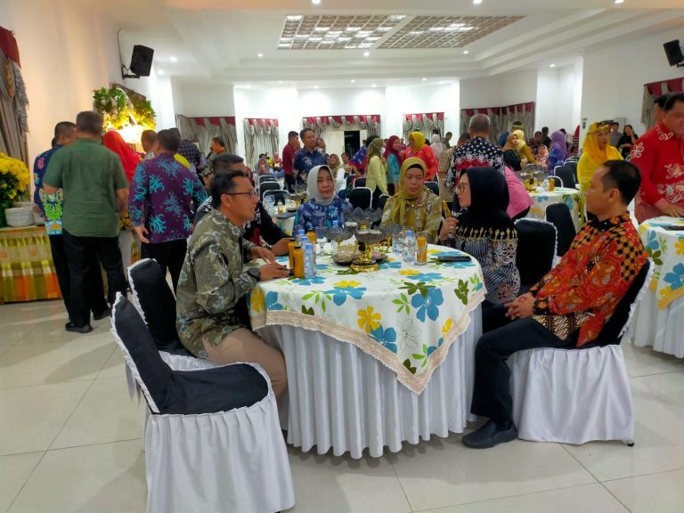 Kapolres Bontang Hadiri Malam Ramah Tamah Pemerintah Kota Bontang Dengan Kementerian Kesehatan Republik Indonesia