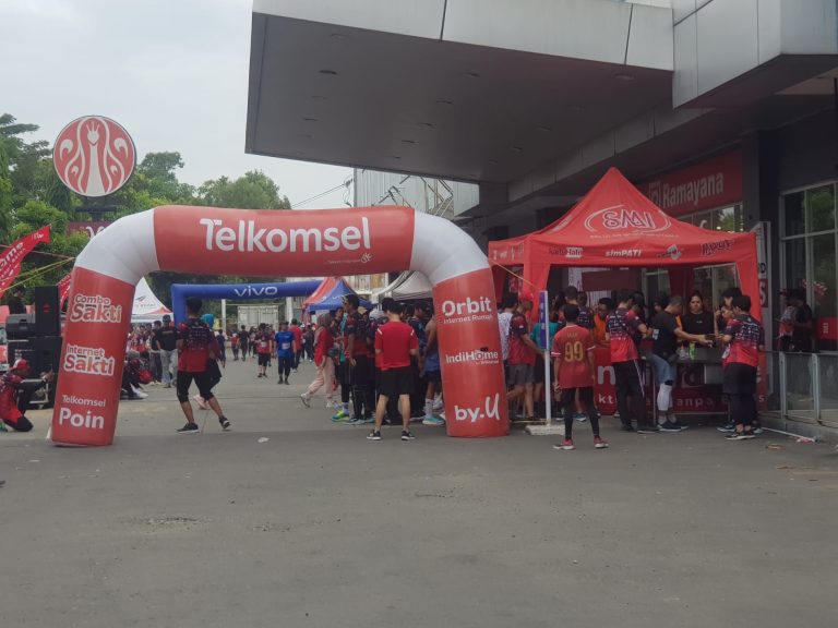 Personil Polsek Bontang Utara Amankan Kegiatan Telkomsel One Fun Run tahun 2023