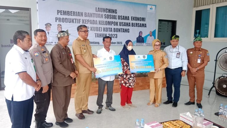 Kasat Binmas Polres Bontang Hadiri Launching Pemberian Bantuan Sosial Usaha Ekonomi Produktif Kepada Kelompok Usaha Bersama (UEP KUBE)