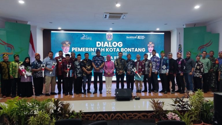 Kapolres Bontang Hadiri Dialog Pemerintah Kota Bontang dengan Ketua RT Se-Kecamatan Bontang Utara
