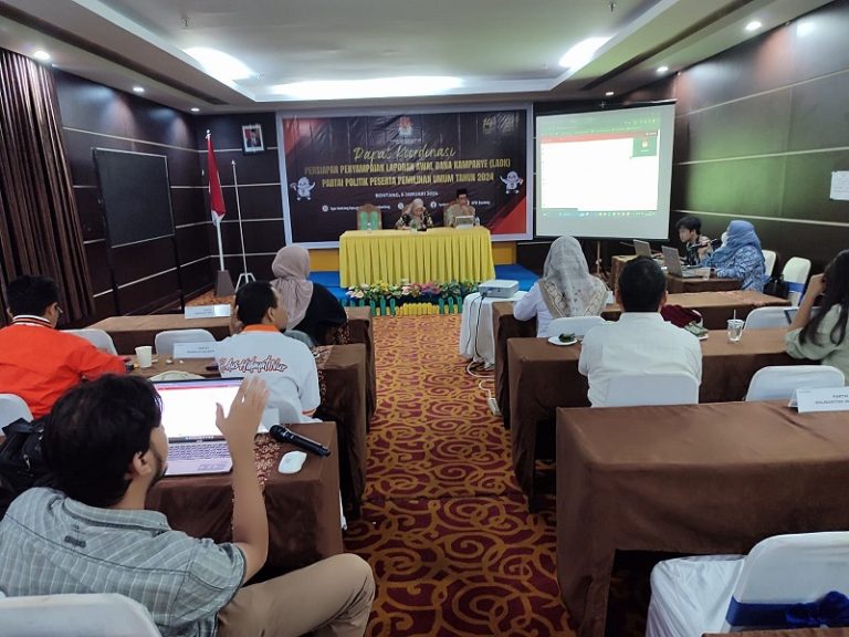 Rapat Koordinasi Persiapan Penyampaian Laporan Awal Dana Kampanye (LADK) Partai Politik Peserta Pemilu 2024 di Kota Bontang