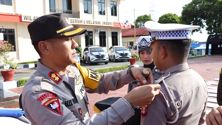 Polres Bontang Gelar Pasukan Operasi Keselamatan Mahakam 2024 dan Pencanangan Aksi Keselamatan Jalan