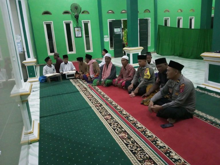 Tingkatkan Iman Sekaligus Galang dan Dialog Dengan Warga