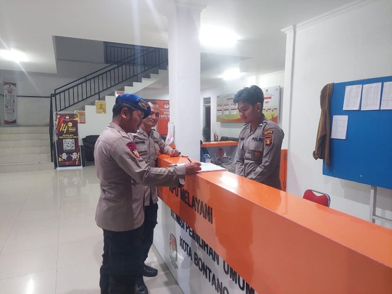 Pastikan Keberadaan Petugas Pawas Kontrol Kantor KPU