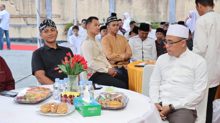 Jalin keakraban Kapolres Bontang laksanakan Buka Puasa Bersama di Polsek Bontang Selatan