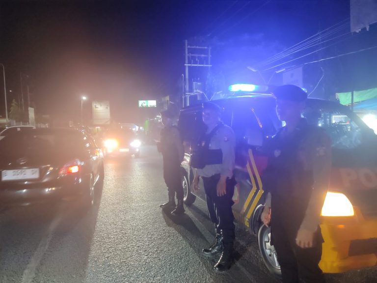 Antisipasi Kejahatan Jalanan saat libur lebaran, Polres Bontang Gelar Patroli Dialogis dan Blue Light