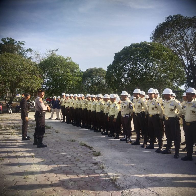 Perkuat Keamanan, Sat Pam Obvit Polres Bontang laksanakan Apel Gabungan Bersama Pam Internal Kamtib PT PKT Bontang