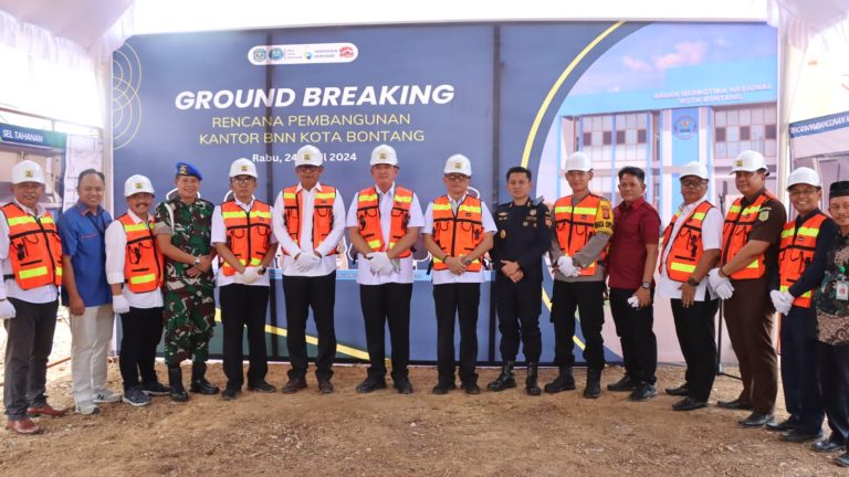 Ground Breaking Pembangunan Kantor BNN Kota Bontang Dihadiri Pejabat Tinggi Polri dan Pemerintah Kota