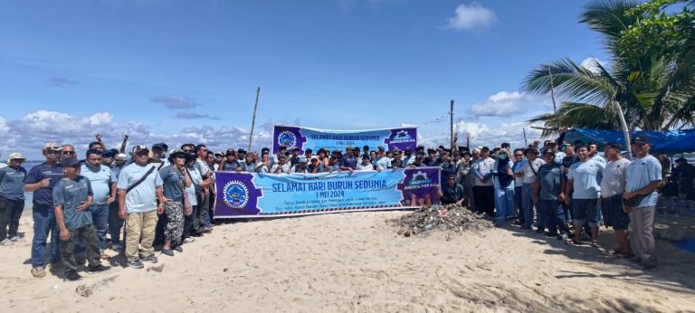 Peringati may Day 2024 dan Aksi Nyata Peduli Lingkungan, Polres Bontang bersama Manajemen Indominco Mandiri Gelar bersih Pesisir Beras Basah