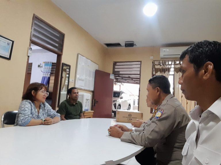 Dalam Program Minggu Kasih, Kapolsek Marangkaru sambangi Gereja GPIB Sebuntal