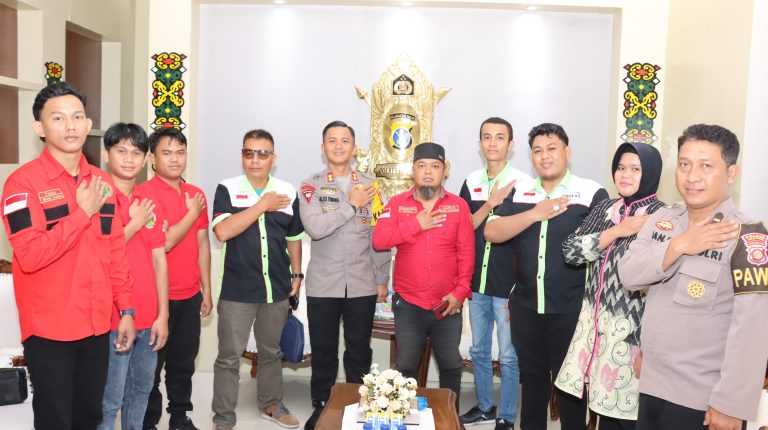 Eratkan Hubungan, Kapolres Bontang terima kunjungan Gerakan Pemuda ( GARDA) Lokal Bontang dan DPC Serikat Buruh Sejahtera Independent (SBSI) 92 Kota Bontang