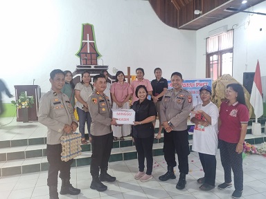 Jalin Komunikasi, Kapolsek Marangkaru gelar Minggu Kasih di Gereja Toraja Eben Heazer Tanjung Santan Desa Sebuntal