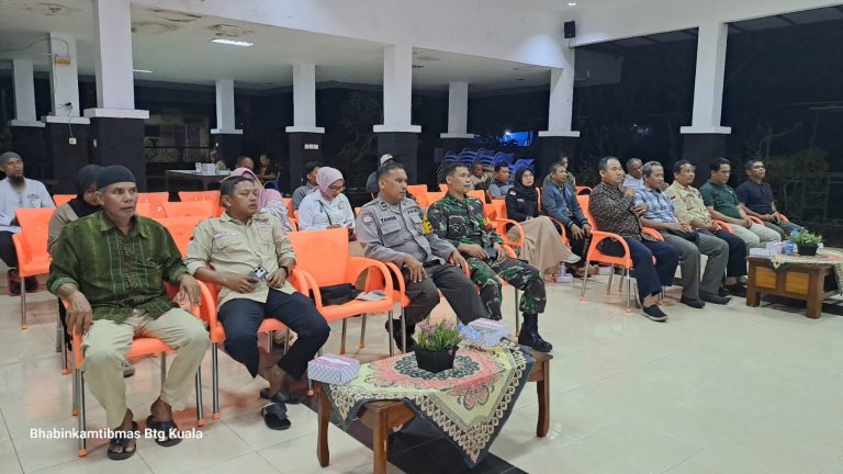 Bhabinkamtibmas Bontang Kuala hadiri giat Silaturahim PPS dan Panwascam Di Kelurahan Bontang Kuala