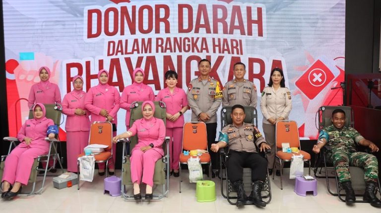 Polres Bontang Gelar Kegiatan Sosial Donor Darah dalam Rangka Hari Bhayangkara ke-78