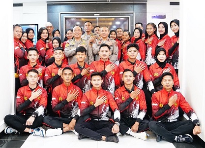 Lepas Kontingen Taekwondo Polri ke Malaysia dan Thailand, As SDM Kapolri Motivasi Atlet Dengan Beasiswa Pendidikan