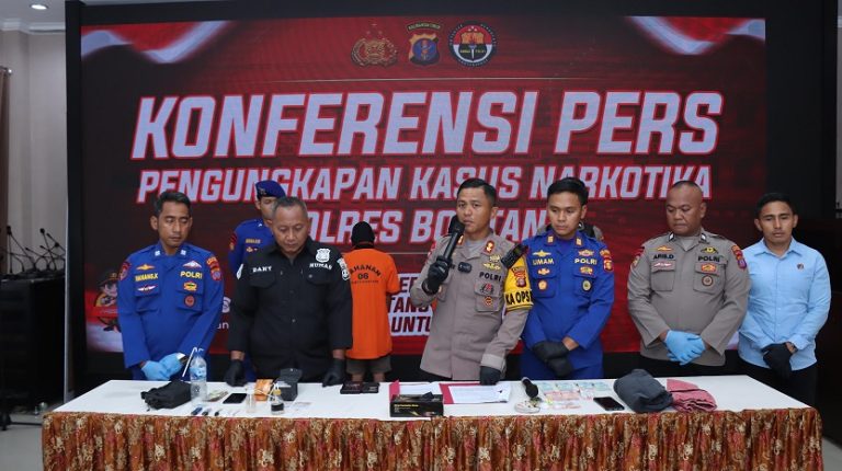 Kapolres Bontang rilis ungkap kasus penyalahgunaan Narkotika jenis Sabu dengan BB total 24,46 Gram