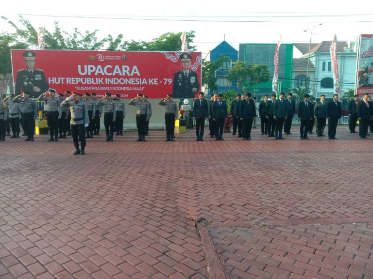 Polres Bontang Gelar Upacara Bendera untuk Memperingati HUT RI ke-79