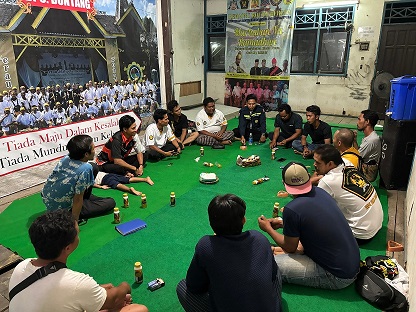 Bhabinkamtibmas Guntung Gelar Silaturahmi dan Sosialisasi Kamtibmas dengan DPC Remoung Kutai Berjaya Bontang