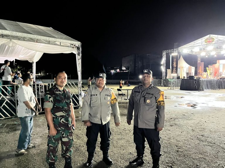 Pastikan Kegiatan berjalan kondusif, Polsek Bontang Selatan Amankan Pembukaan Bontang Rockin Fest 2024