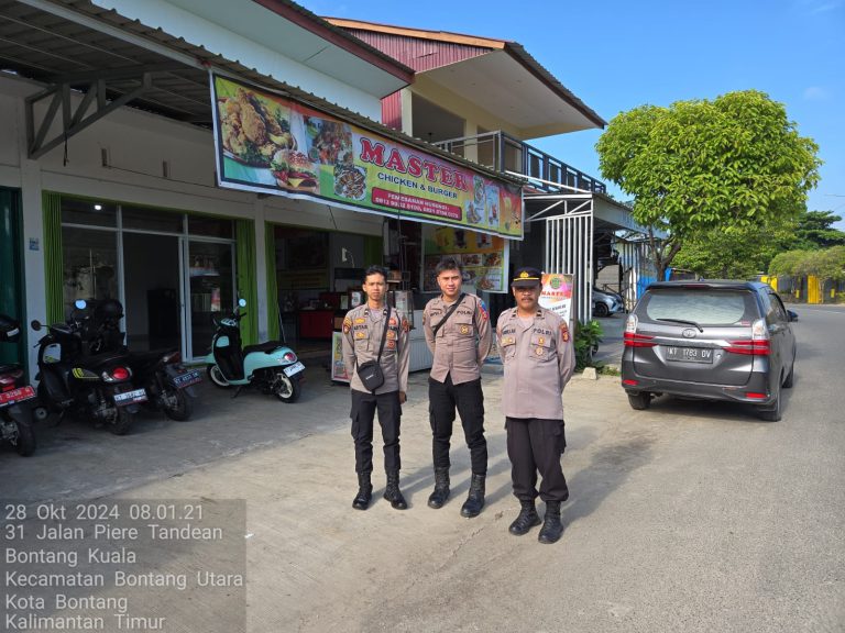 Beri rasa aman, Polres Bontang monitoring Jalan Sehat yang di gelar oleh Paslon Walikota Bontang