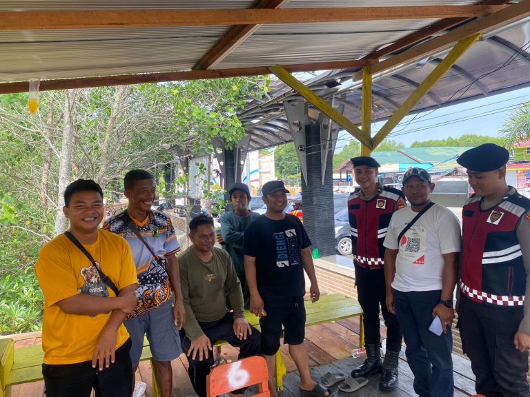 Sat Polres Bontang Gelar Cooling System serta Cipta Kondisi di Lokasi Wisata Bontang Kuala Jelang Pilkada 2024