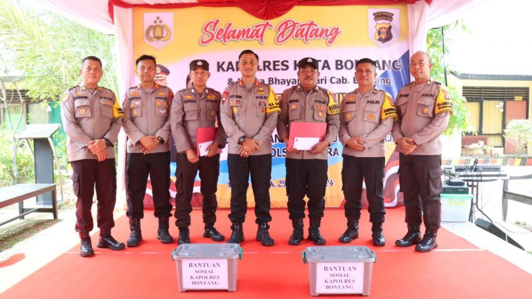 Kunjungan Kerja ke Polsek Muara Badak, Kapolres Bontang tegaskan komitmen profesinalisme dalam Pelayanan Publik
