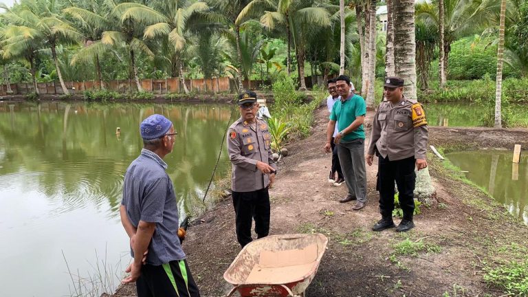Pertumbuhan Sektor Budidaya Perikanan : Dukung Program 100 hari Presiden RI*