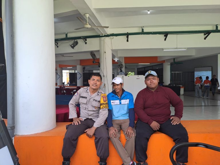 Upaya Kamtibmas, Bhabinkamtibmas Loktuan Laksanakan Cipta Kondisi Jelang Pilkada 2024 di Hotel Bintang Sintuk