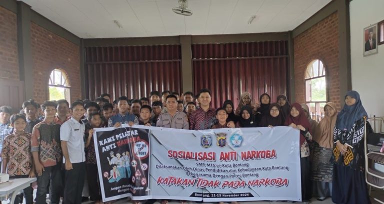 Upaya pencegahaan, Polres Bontang Gelar Sosialisasi Pencegahan Narkoba di MTS Al Hafid Bontang