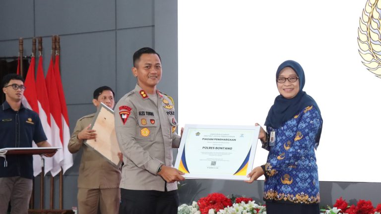 Polres Bontang Raih Penghargaan Satker Dengan Kinerja Pelaksanaan Anggaran Terbaik Dari Ditjen Perbendaharaan Prov Kaltim