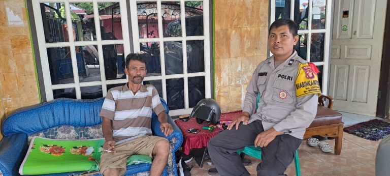 Bhabinkamtibmas Loktuan Laksanakan Cooling System dan Silaturahmi dengan Warga