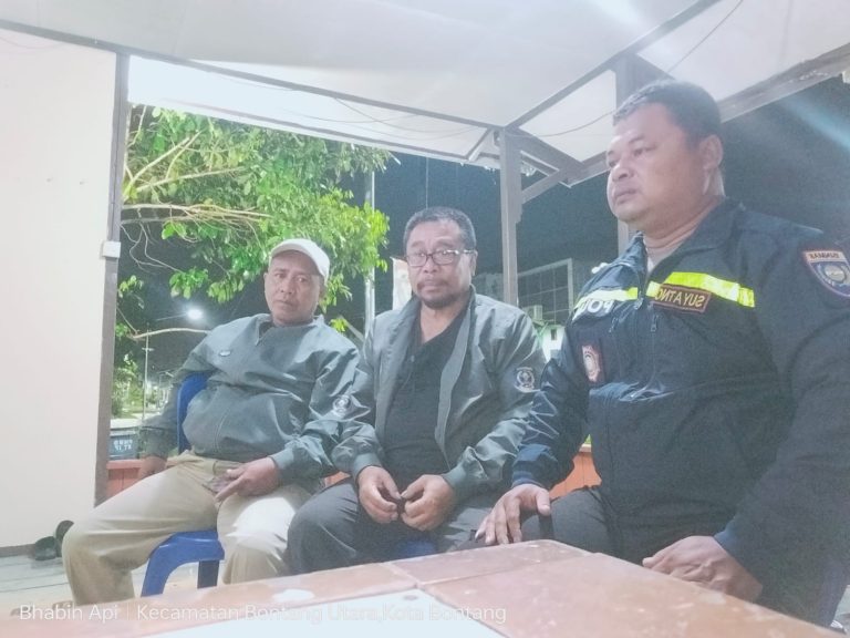 Bhabinkamtibmas Api api  Laksanakan Cooling System dan Koordinasi Kamtibmas dengan Penjaga Malam di Kelurahan Api-Api