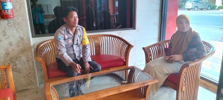 Bhabinkamtibmas Kelurahan Berebas Tengah Laksanakan Sambang Kunjungan ke Pengelola Hotel Andika