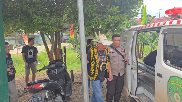 Bhabinkamtibmas Desa Budaya Sungai Bawang Laksanakan Cooling System dan Cipta Kondisi, Sampaikan Himbauan Kamtibmas