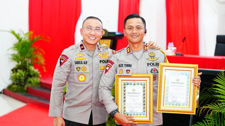 Polres Bontang Raih Juara III Terbaik Atas Kinerja Bidang Pembinaan Dan Bidang Operasional
