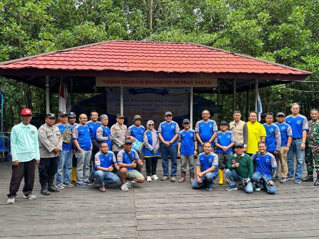 May Day di Bontang : Buruh dan Pemerintah Kompak Jaga Lingkungan