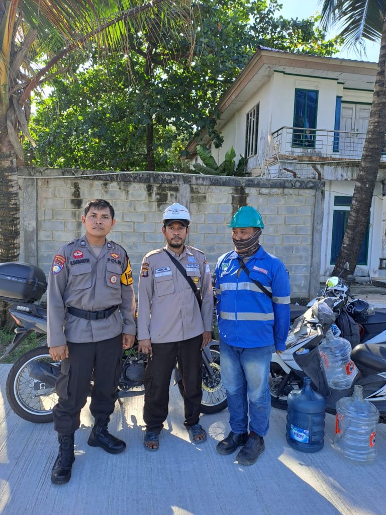 Polri untuk masyarakat, Bhabinkamtibmas Loktuan Sambangi Warga, Berikan Himbauan Kamtibmas dan Jalin Silaturahmi